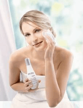 Nuova linea Decléor Aroma Cleanse:  la detergenza per ogni tipo di pelle - Le Shopping News Il Magazine per gli Appassionati di Moda e Tendenze
