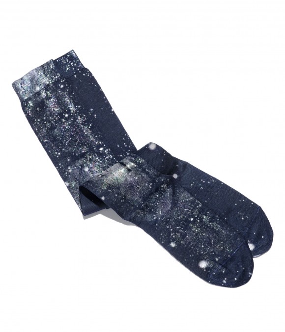 Scongiurata la fine del mondo, metti la GALLASSIA ai piedi con le calze Gallo! - Le Shopping News Il Magazine per gli Appassionati di Moda e Tendenze