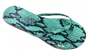 Ballerine di ogni colore, ma anche pantofole e flip flop, nella collezione Yosi Samra per la Primavera /Estate 2013 - Le Shopping News Il Magazine per gli Appassionati di Moda e Tendenze