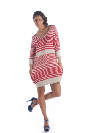 Con la capsule Saint Tropez di Julia Garnett la vacanza ... è servita! - Le Shopping News Il Magazine per gli Appassionati di Moda e Tendenze