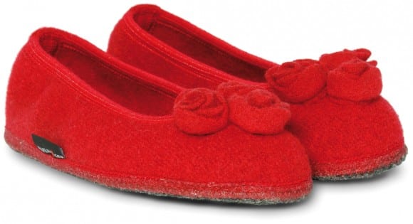 Regalo per Natale: morbide pantofole rosse  in feltro by Haflinger - Le Shopping News Il Magazine per gli Appassionati di Moda e Tendenze