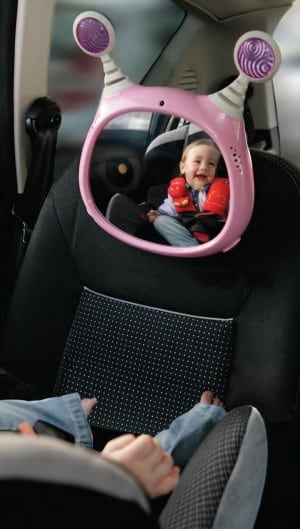 Da Crems arriva OLY, lo specchio attivo per tenere d'occhio i bimbi in auto - Le Shopping News Il Magazine per gli Appassionati di Moda e Tendenze