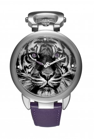 Una tigre dagli occhi di ghiaccio sulla cassa dei nuovi Braccialini Timepieces  - Le Shopping News Il Magazine per gli Appassionati di Moda e Tendenze