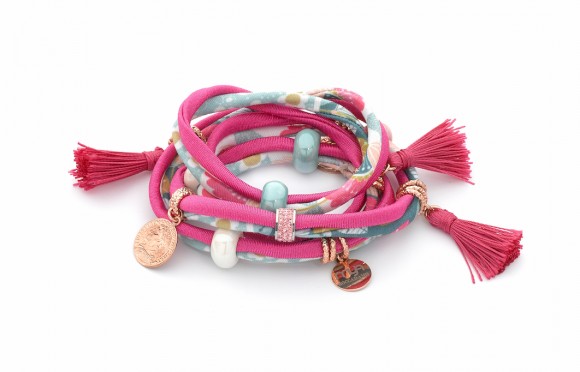 Bracciali Turbolenza Ethnic by Mya Boccadamo, per un'estate briosa e glamour - Le Shopping News Il Magazine per gli Appassionati di Moda e Tendenze