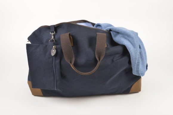 Dettagli in gomma per il borsone da viaggio "U" firmato Vibram e FiloVIA - Le Shopping News Il Magazine per gli Appassionati di Moda e Tendenze