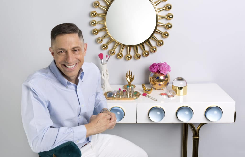 Clinique e Jonathan Adler insieme nella creazione di una nuova capsule collection makeup - Le Shopping News Il Magazine per gli Appassionati di Moda e Tendenze