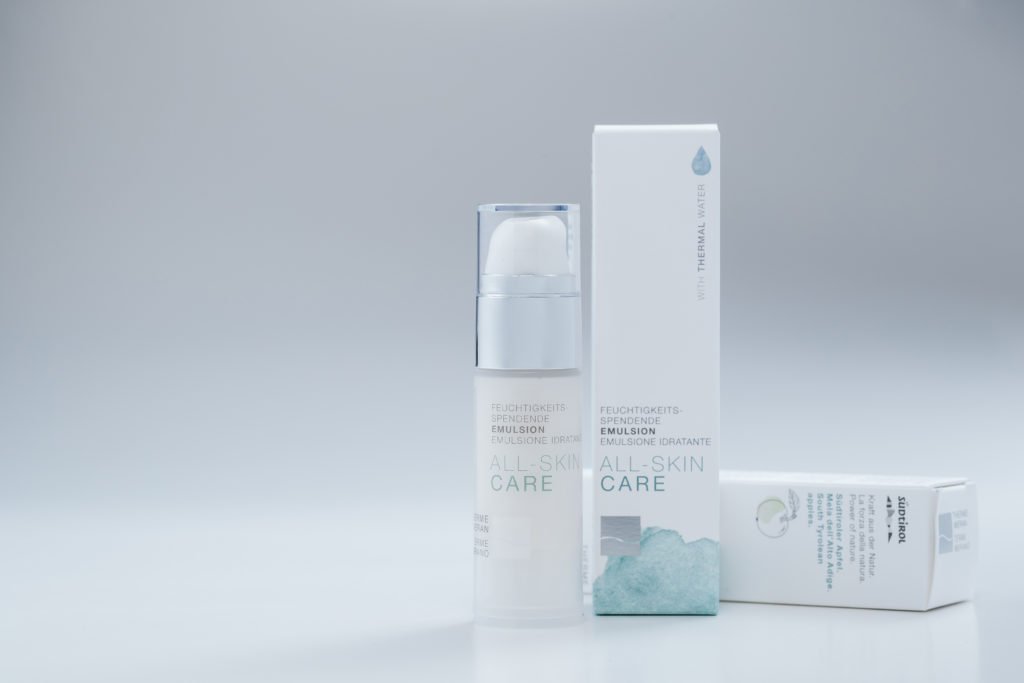 Therme-Meran-Kosmetikpr-m-1024x683 Selezionati prodotti altoatesini nella nuova linea cosmetica Terme Merano