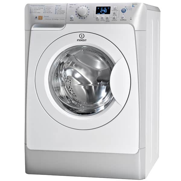 Tanti in famiglia? nessun problema al momento di lavare le stoviglie con la nuova lavastoviglie Indesit PRIME!