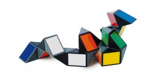 Mette in gioco la vostra creatività con RUBIK’S SNAKE!
