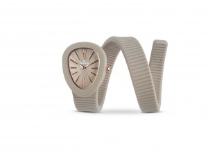L'avvolgente design dell'orologio“SHAPE” by Hoops