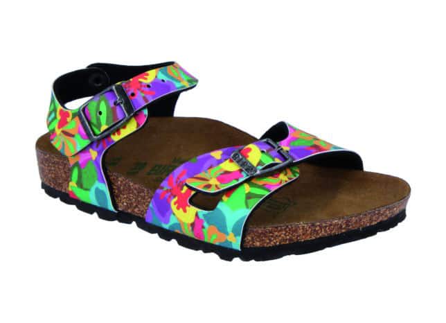 Per i piedini dei bambini, delicati e ancora in crescita, è nacessario scegliere scarpe  che offrano il giusto sostegno, come i sandali Birkenstock. Il plantare anatomico Originale, infatti, accompagna il piede a ogni passo e garantisce una camminata corretta e naturale.