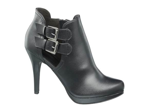 La Blogger Collection di Veronica Ferrario per Deichmann - Le Shopping News Il Magazine per gli Appassionati di Moda e Tendenze