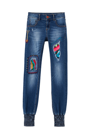 Innovativa e colorata la collezione donna PE2016 di Desigual, con un pizzico di  anni ‘60 e ‘70 - Le Shopping News Il Magazine per gli Appassionati di Moda e Tendenze