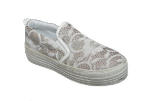 Le espadrillas di Miss Roberta, alla moda e ricche di dettagli originali! - Le Shopping News Il Magazine per gli Appassionati di Moda e Tendenze
