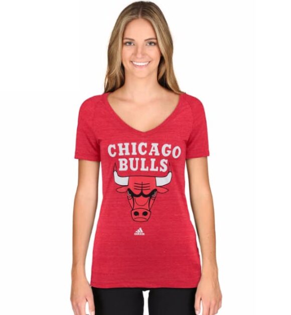 La nuova collezione di abbigliamento femminile sportivo firmata NBA - Le Shopping News Il Magazine per gli Appassionati di Moda e Tendenze
