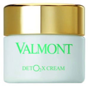Da Valmont  arriva Deto2x Cream,  una straordinaria novità che apporta ossigeno alla pelle - Le Shopping News Il Magazine per gli Appassionati di Moda e Tendenze