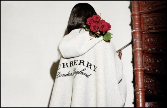 Il San Valentino di classe di Burberry - Le Shopping News Il Magazine per gli Appassionati di Moda e Tendenze