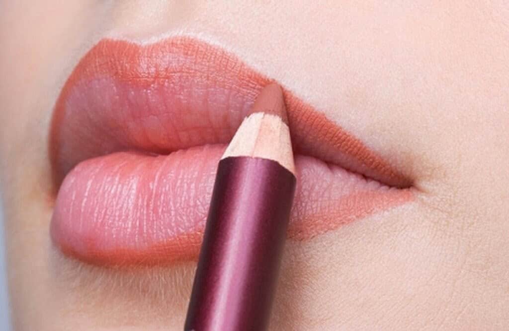 Cure Make Up di Korff propone sei novità per il make up delle labbra!
