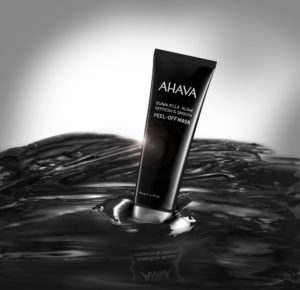 AHAVA presenta la Black Peel of Mask all’alga Dunaliella