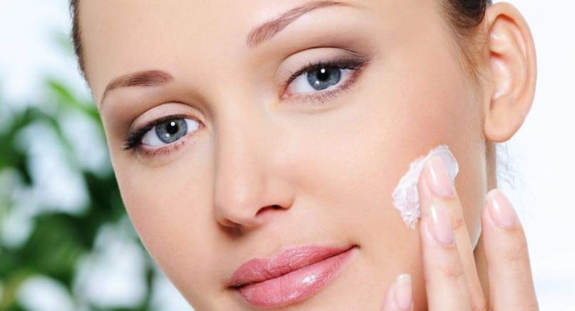 Con l'esclusivo Extreme Lightening Serum by Transvital viso luminoso e pelle levigata