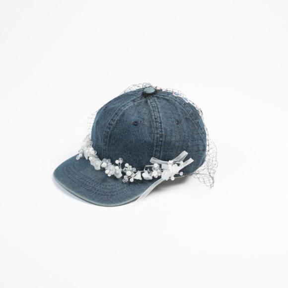 Yuri-Ahn_SS2018_2-580x580 Baseball caps, berets e fascinators firmati  Yuri Ahn per una bella stagione all'insegna del glamour!