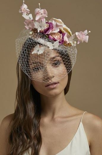 YuriAhn_BRIDAL4 Baseball caps, berets e fascinators firmati  Yuri Ahn per una bella stagione all'insegna del glamour!