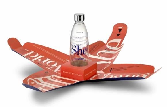 SHE, la bottiglia in edizione limitata di Sodastream, simbolo della  Festa della donna - Le Shopping News Il Magazine per gli Appassionati di Moda e Tendenze