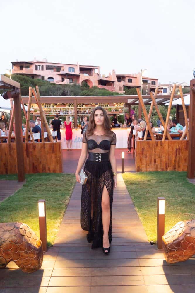 Eles Italia sfila al Nikki Beach, nello splendido contesto di Porto Cervo - Le Shopping News Il Magazine per gli Appassionati di Moda e Tendenze