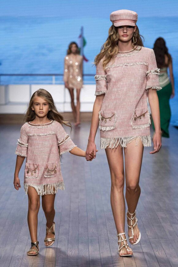 Elisabetta Franchi, in arrivo la collezione La Mia Bambina - Le Shopping News Il Magazine per gli Appassionati di Moda e Tendenze Elisabetta Franchi, in arrivo la collezione La Mia Bambina - Le Shopping News Il Magazine per gli Appassionati di Moda e Tendenze