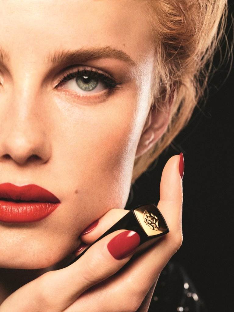Chanel, il nuovo Rouge Allure Velvet Le Lion De Chanel - Le Shopping News Il Magazine per gli Appassionati di Moda e Tendenze