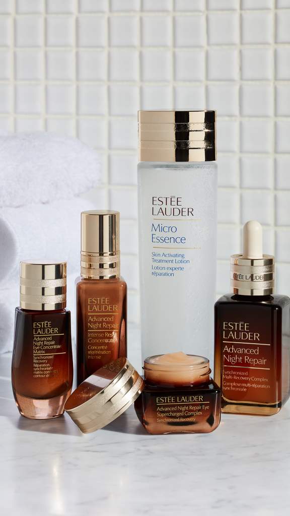 Estee Lauder, consulenze virtuali con esperti di bellezza - Le Shopping News Il Magazine per gli Appassionati di Moda e Tendenze