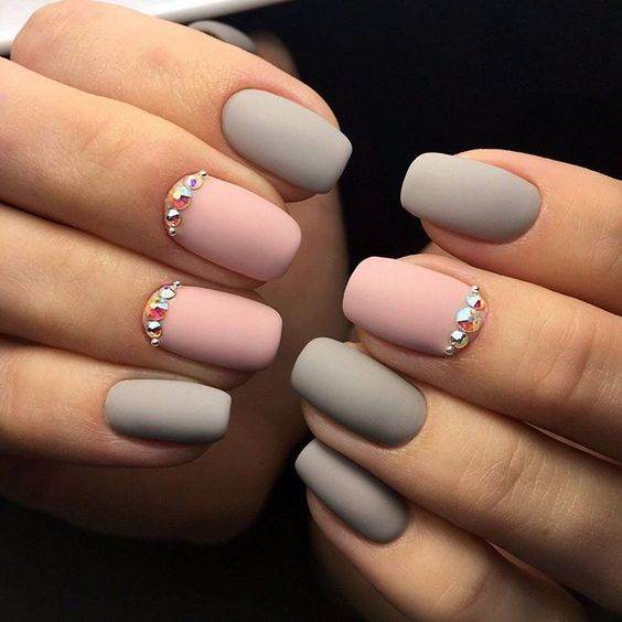 Nail Art: la manicure matte e le nuove tendenze - Le Shopping News Il Magazine per gli Appassionati di Moda e Tendenze