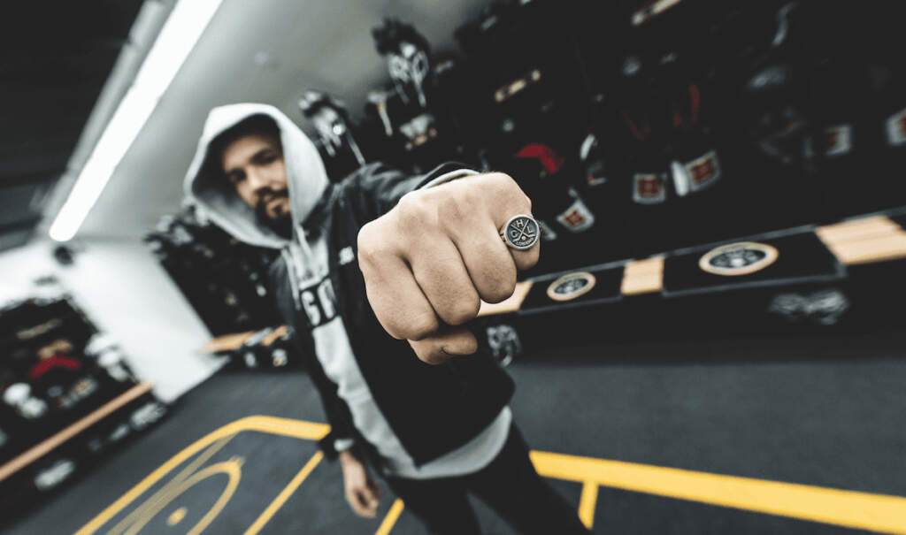 Nove25: nuova linea di gioielli per l'Hockey Lugano - Le Shopping News Il Magazine per gli Appassionati di Moda e Tendenze