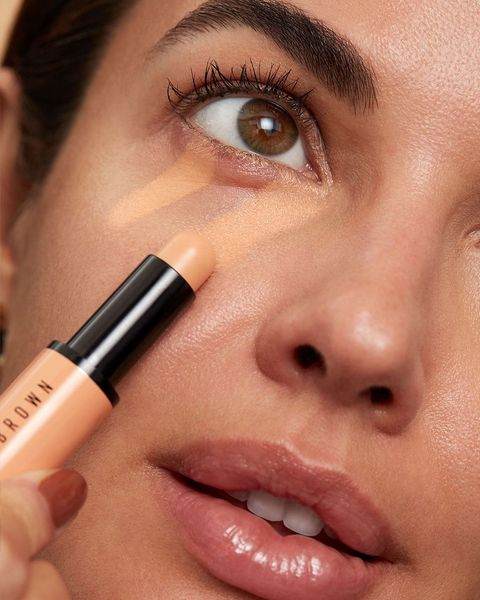 Bobbi Brown, nuovi Skin Corrector Stick e Skin Concealer Stick - Le Shopping News Il Magazine per gli Appassionati di Moda e Tendenze