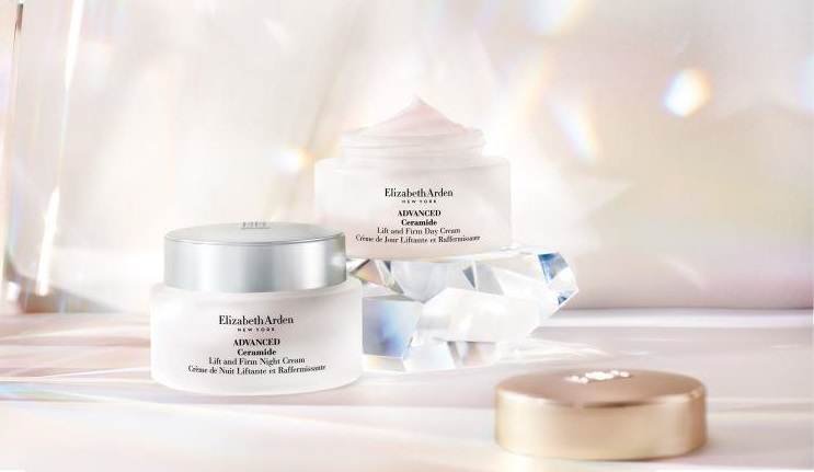 Lifestyle_Day-Night Elizabeth Arden, le nuove Advanced Ceramide Lift and Firm Creams