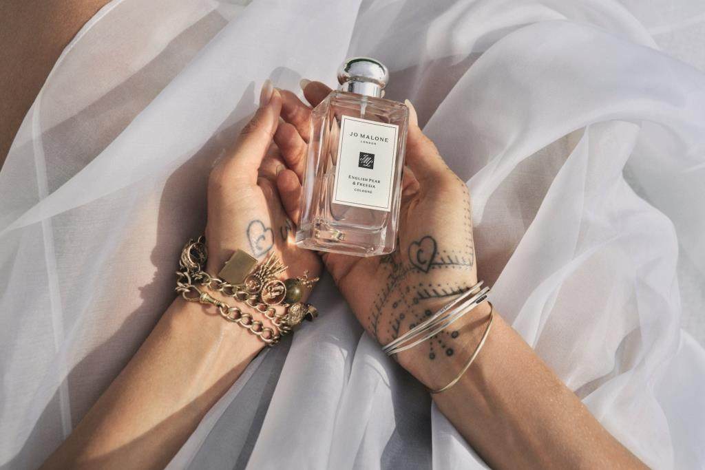 Jo Malone London sceglie come Global Ambassador Adwoa Aboah - Le Shopping News Il Magazine per gli Appassionati di Moda e Tendenze