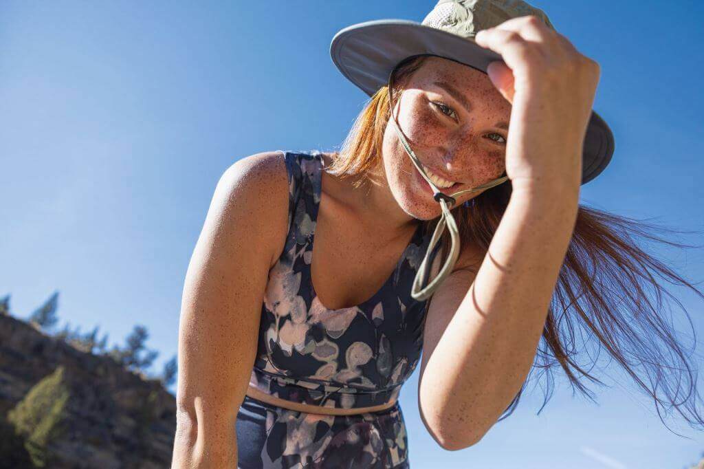 Columbia, abbigliamento sportivo donna alla moda per l'estate - Le Shopping News Il Magazine per gli Appassionati di Moda e Tendenze