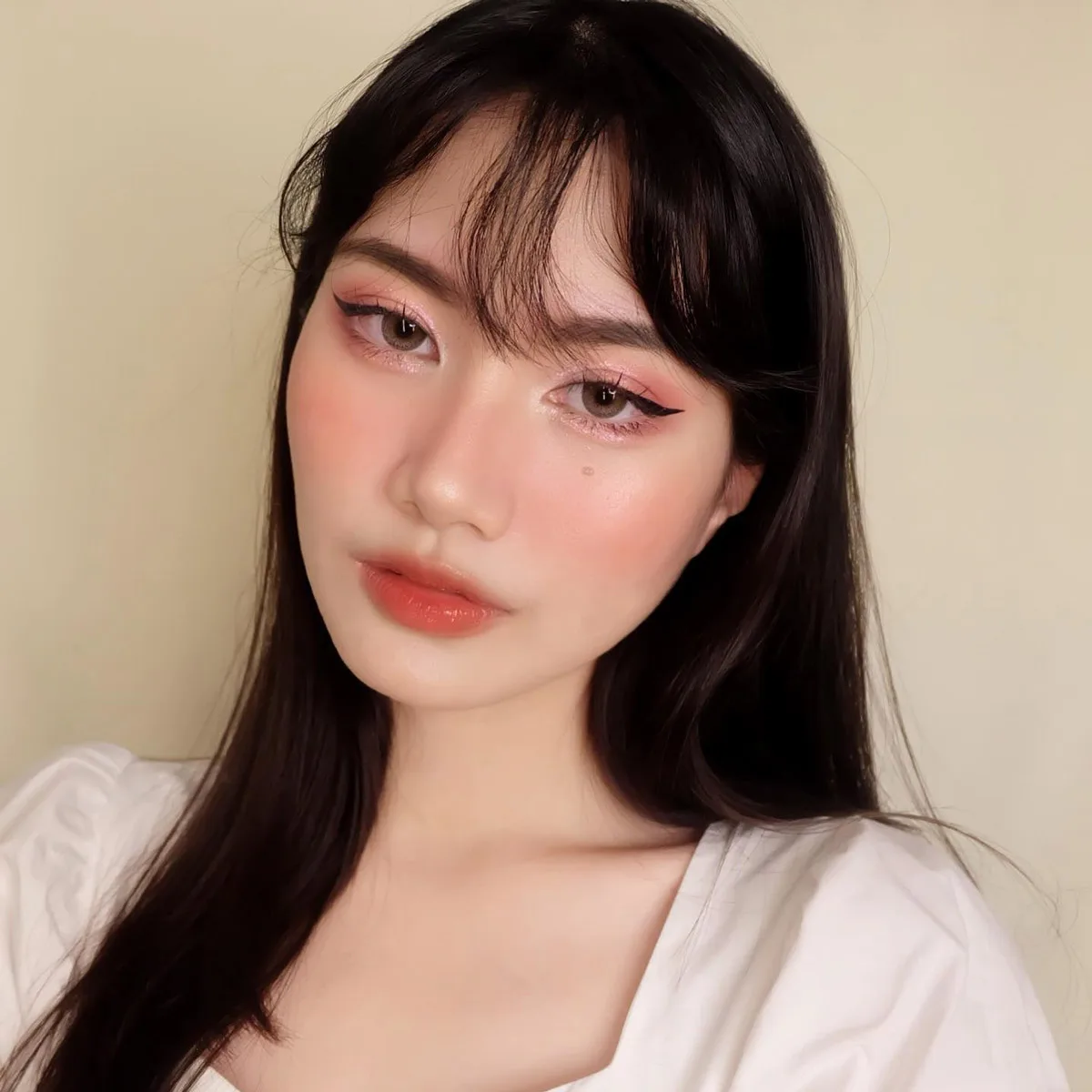 Douyin make up: sbarca su TikTok il look da bambolina