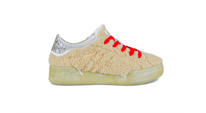 Natale 2023: 6 scarpe eleganti da trovare sotto l'albero - Le Shopping News Il Magazine per gli Appassionati di Moda e Tendenze