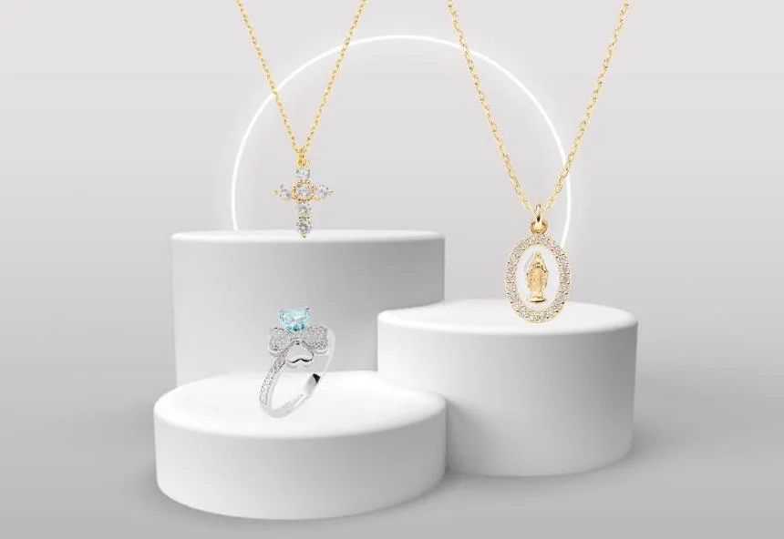 Idee regalo Natale 2023 gioielli, i più belli da donare - Le Shopping News Il Magazine per gli Appassionati di Moda e Tendenze