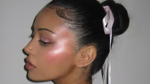 Che cos'è il balletcore? Il trend che spopola su TikTok - Le Shopping News Il Magazine per gli Appassionati di Moda e Tendenze