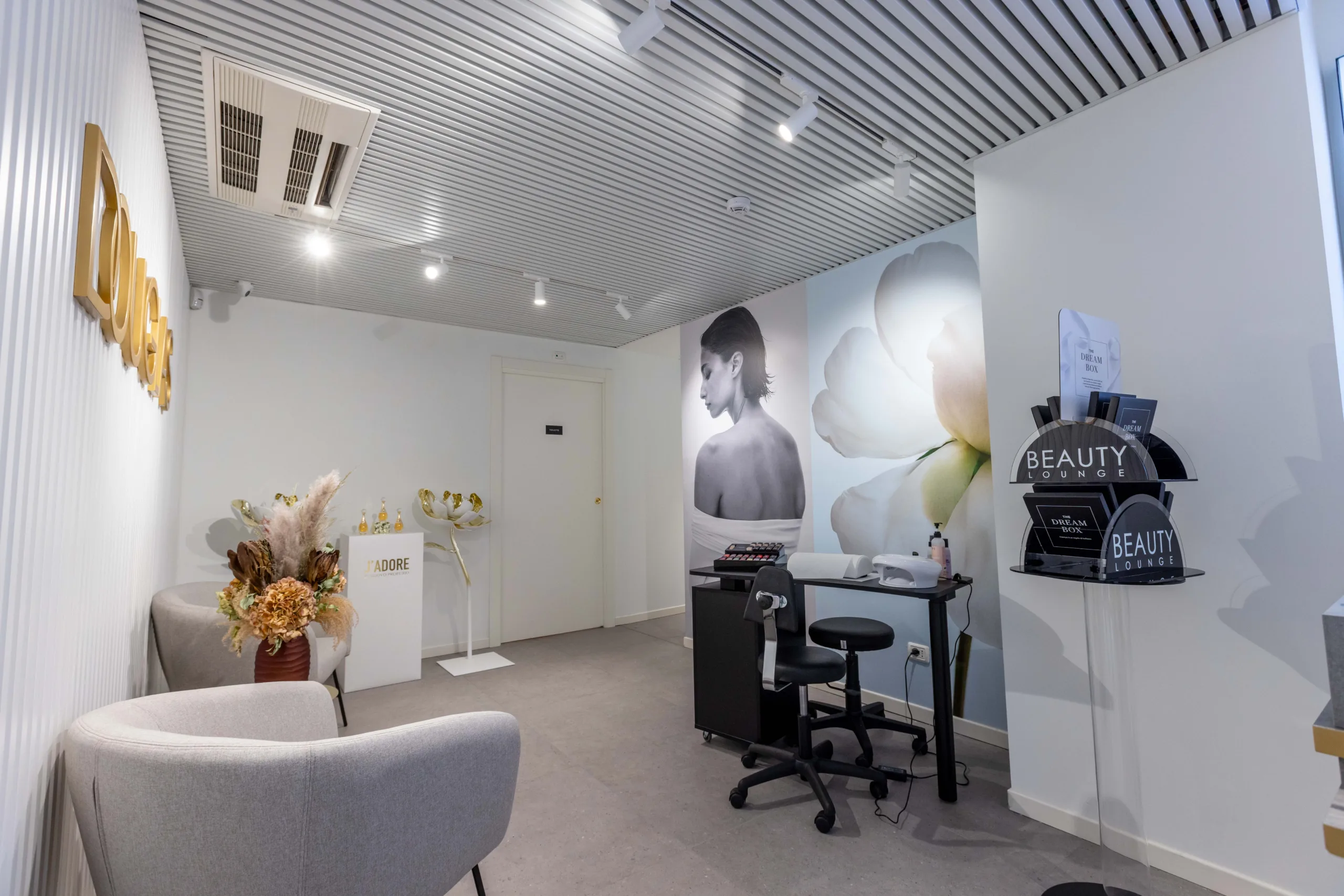 Profumerie Douglas: nelle Beauty Lounge nuovi trattamenti beauty