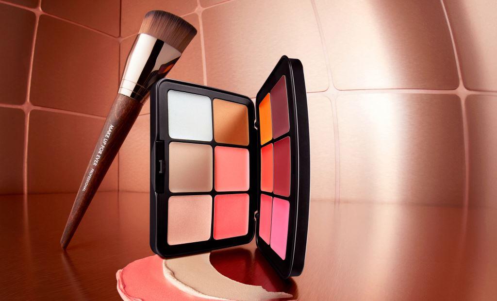 Regali di Natale beauty 2024: le migliori proposte - Le Shopping News Il Magazine per gli Appassionati di Moda e Tendenze