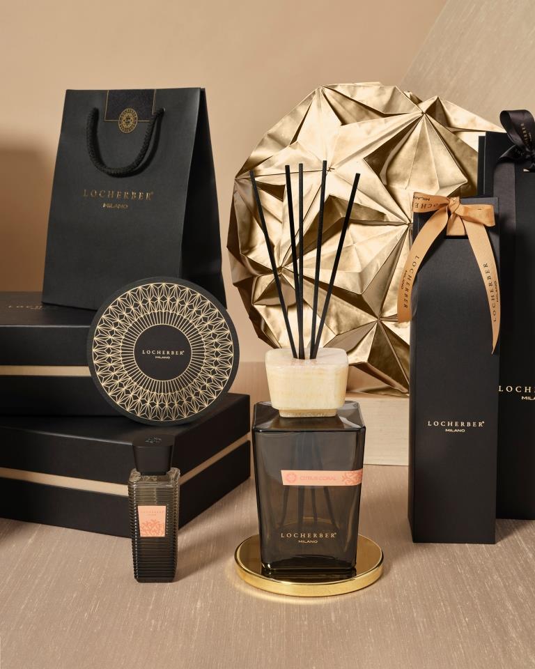Candele, diffusori e profumatori per Natale 2024 - Le Shopping News Il Magazine per gli Appassionati di Moda e Tendenze