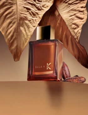 ELLA K Parfums presenta AMBER K: l’essenza di un viaggio, l’elisir dell’anima2
