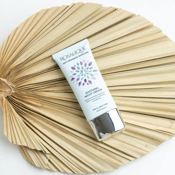 Rosalique: la beauty routine completa per pelli sensibili e soggette a rossori - Le Shopping News Il Magazine per gli Appassionati di Moda e Tendenze