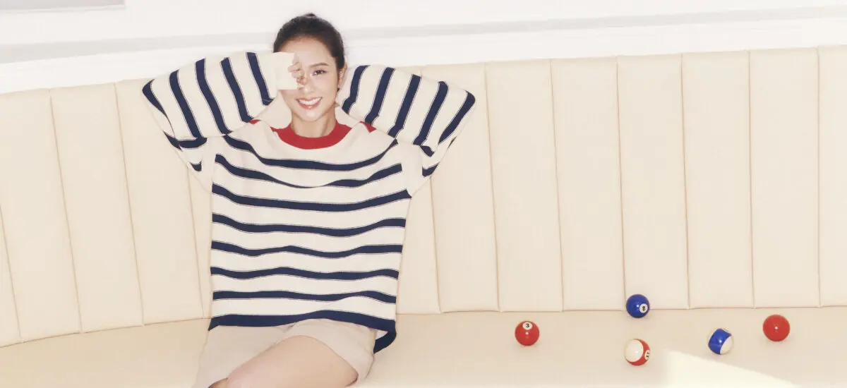 jisoo-per-tommy-hifilger-15-1200x550-1 Tommy Hilfiger e Jisoo: la nuova eleganza preppy per la Primavera 2025