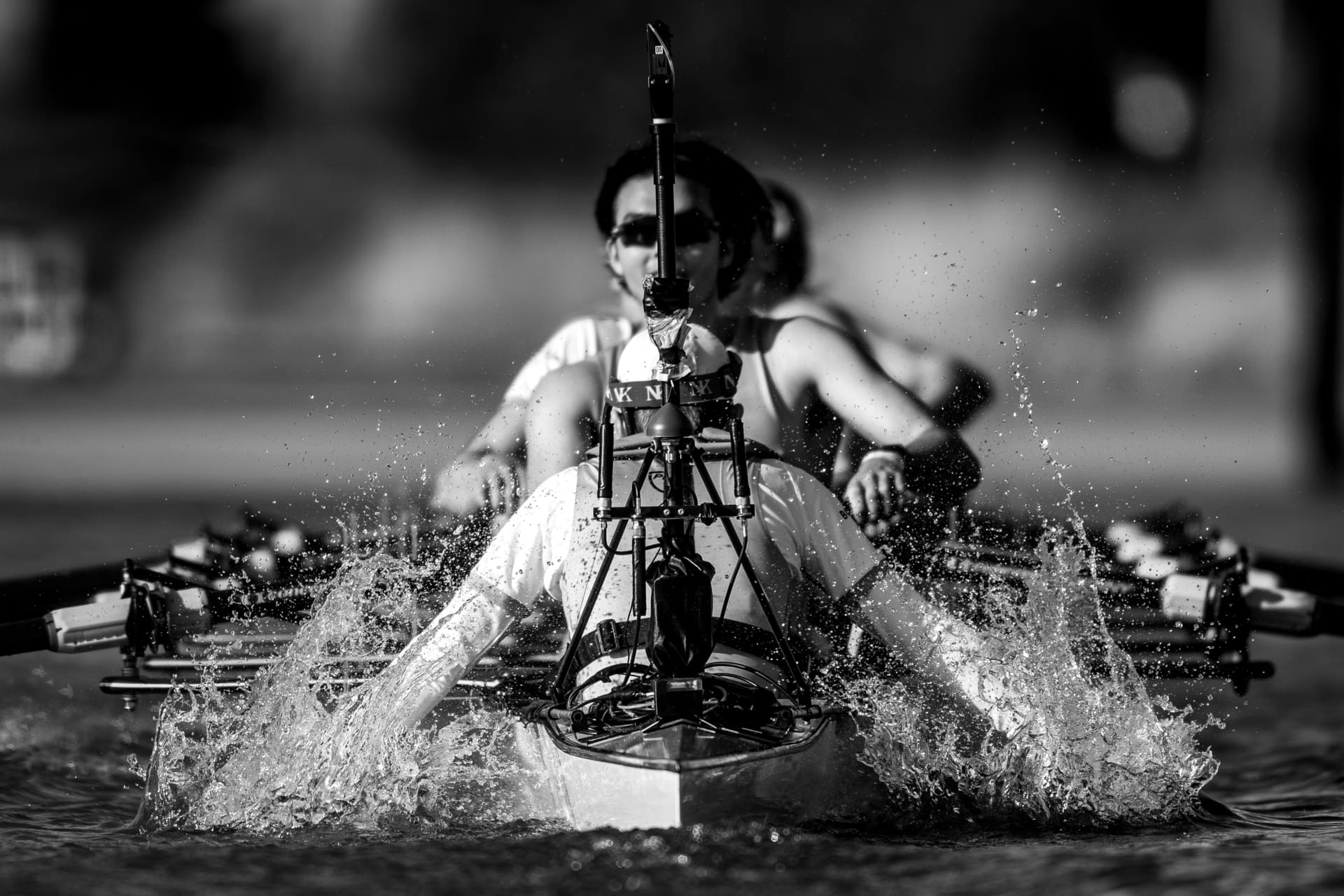 Chanel J12 Boat Race 2025: eleganza e sport sul Tamigi - Le Shopping News Il Magazine per gli Appassionati di Moda e Tendenze