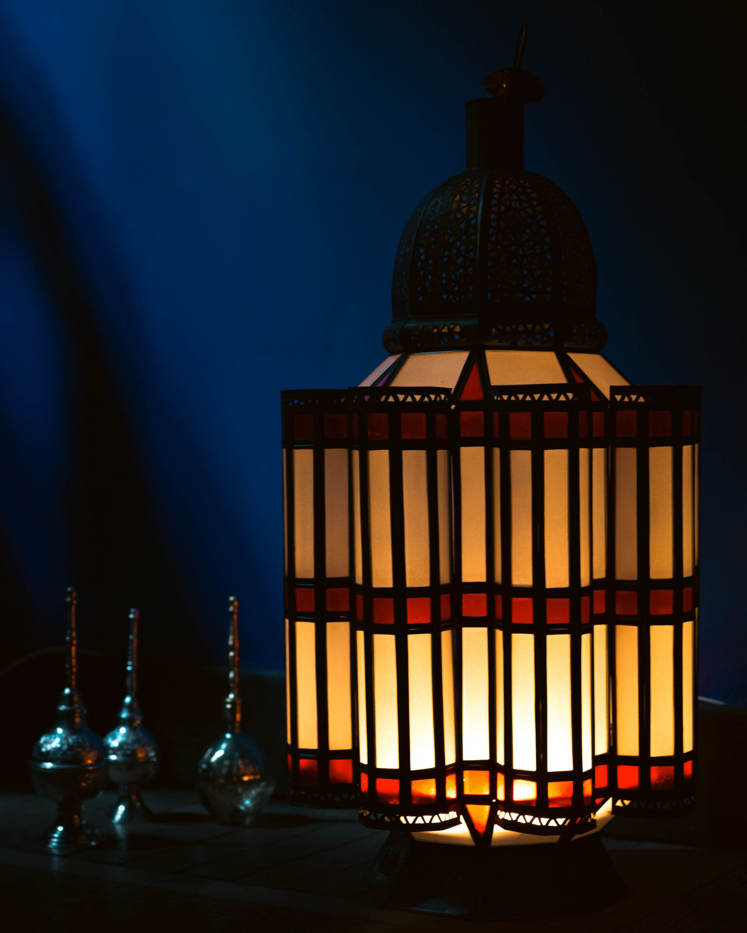 Luminosa: la luce protagonista al Fuorisalone 2025 - Le Shopping News Il Magazine per gli Appassionati di Moda e Tendenze