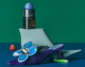Scopri Bluebell & Wild Strawberry di Molton Brown, un profumo floreale e fruttato che celebra la rinascita primaverile.